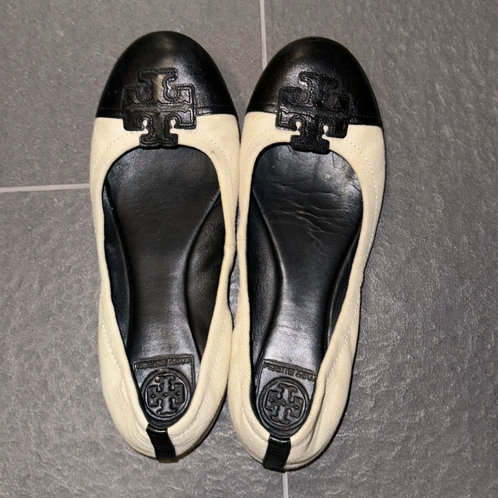 Tory Burch Cream and Black Ballerina Flats